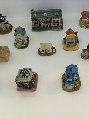 Assorted 2” Miniature Ceramic Village Houses